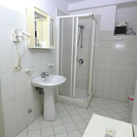 Kalimera Apartament *